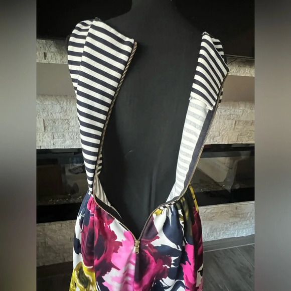 Just Taylor A-Line floral striped party dresss size 6 - Picture 8 of 9